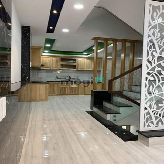 Cho thuê nhà 111E Hoa Lan, Phường 2, Quận Phú Nhuận.