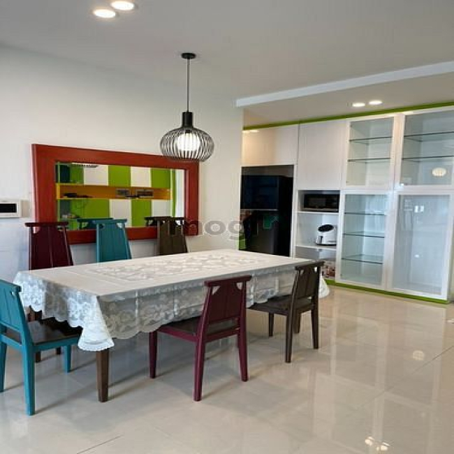 Cho thuê căn 2PN 90m2 The Tresor Quận 4 view sông cao cấp giá 25 tr