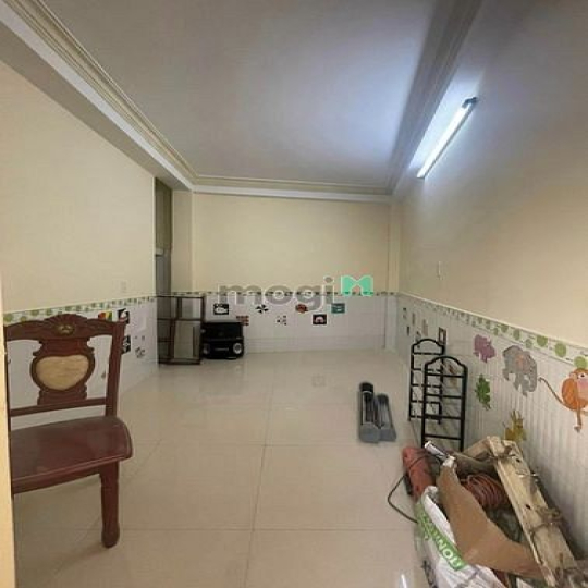 Nhà đường Đình Phong Phú, Xe Hơi Vào Nhà, 54m2,Nở Hậu, 2 tầng, TNP B