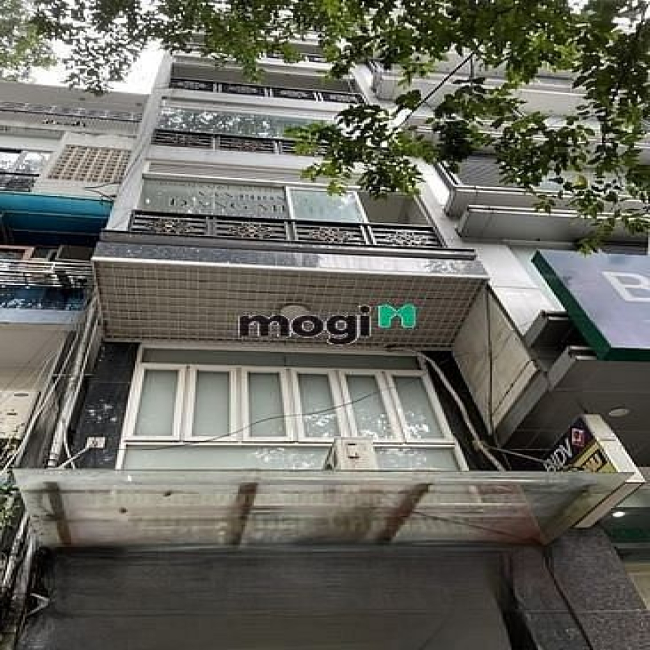 Cho thuê nhà MT Phạm Ngọc Thạch, Quận 3, hầm 8 tầng, PCCC, máy lạnh