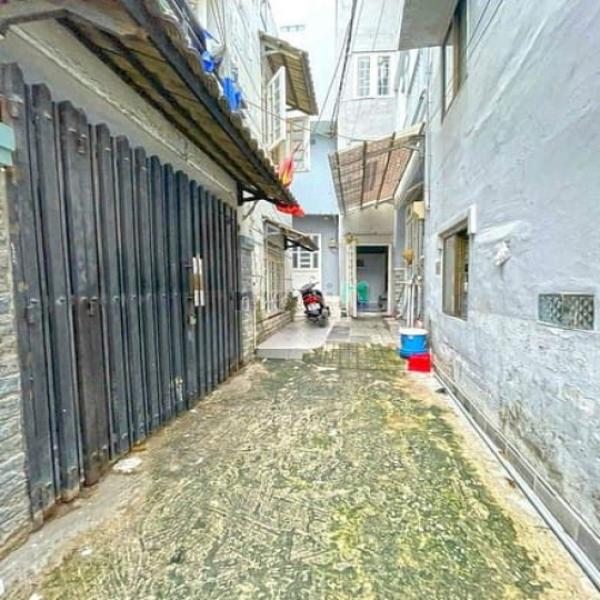 HOT HOT! Nhà 1 lầu hẻm 3m Lý Phục Man, Phường Bình Thuận, Quận 7