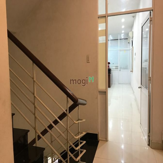 Cho thuê tòa nhà mặt tiền Đường Nguyễn Đình Chiểu, Quận 1, TP.HCM