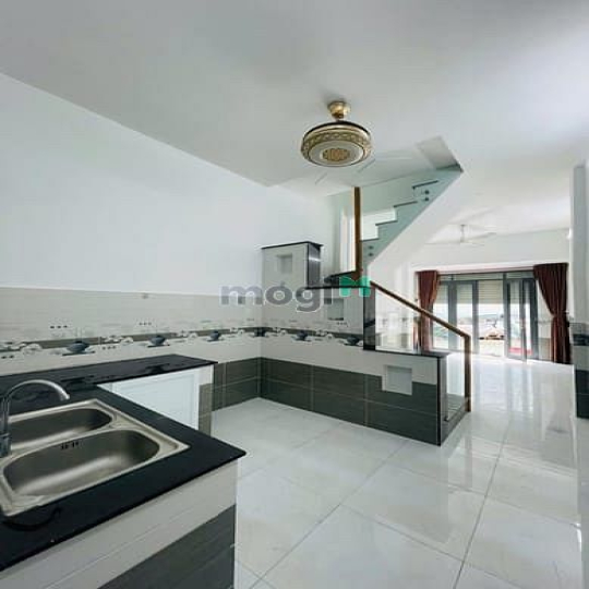 Bán Nhà Hẻm Xe Hơi 8m, 39m2, 2 Tầng, Sát Mặt Tiền Đường 102, TNP A, Q9