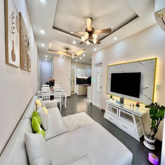 Cần bán căn hộ Sky Garden 3, 2 bed 2wc. Giá 3.18 tỷ, nhà mới 100%