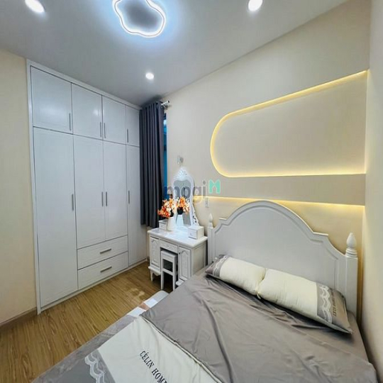 Cần bán căn hộ Sky Garden 3, 2 bed 2wc. Giá 3.18 tỷ, nhà mới 100%