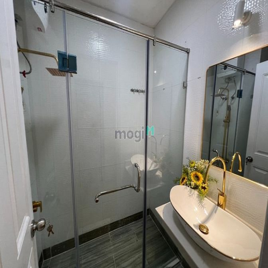 Cần bán căn hộ Sky Garden 3, 2 bed 2wc. Giá 3.18 tỷ, nhà mới 100%