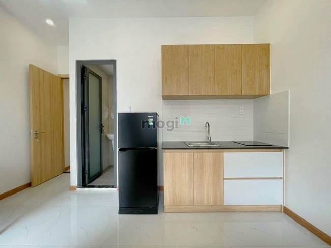 Căn hộ giá tốt ban công full nội thất 35m2 Lũy Bán Bích, Âu Cơ