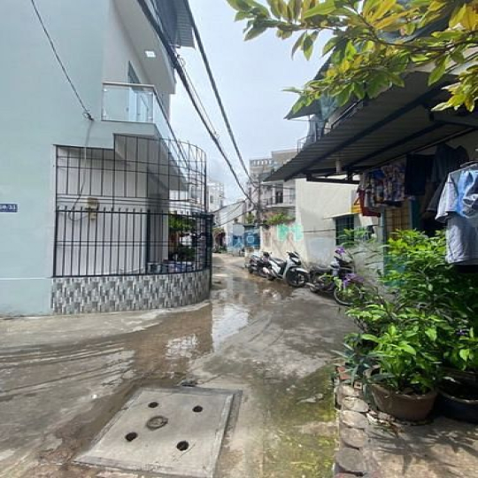 Nhà Gò Vấp giá rẻ Huỳnh Khương An 4,5m * 10m trệt 2 lầu.