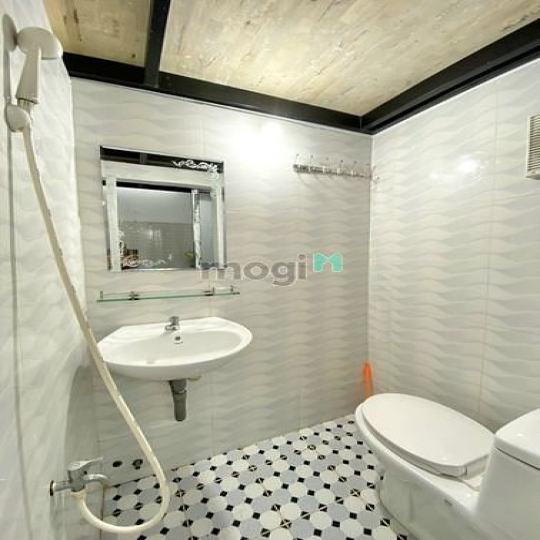 cho thuê phòng tại Tân sơn,Gò vấp  có gác, sẵn máy lạnh