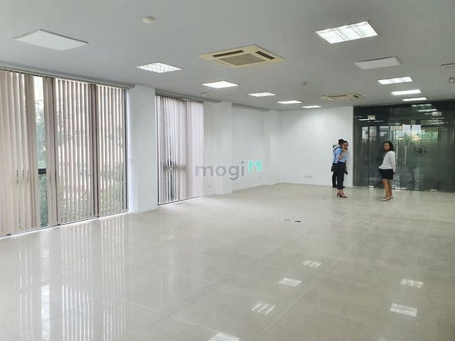 Cho thuê văn phòng 71 Chùa Láng diện tích 80m2 giá 23tr/tháng