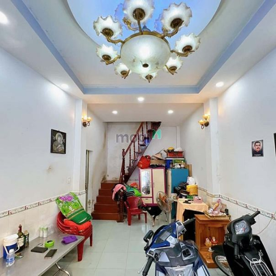 Diện Tích Khủng 40m2. Hẻm 4m. Ko bị QH. Cách Q1 2km. Tiện làm nhà trọ