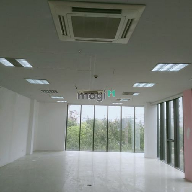 Cho thuê văn phòng 71 Chùa Láng diện tích 80m2 giá 23tr/tháng