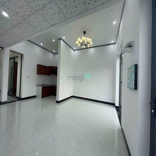 Kẹt tiền bán gấp Nhà 1 trệt, 1 lầu, hẻm Điện Biên Phủ, Ninh Thạnh TPTN