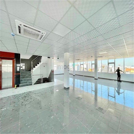 Khai Trương Toà VP 1.600m2 giá 10$ bao phí, ở Nơ Trang Long Bình Thạnh