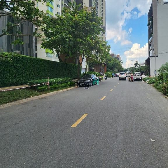 CÒN LÔ ĐẤT TRỐNG tại Thạnh Mỹ Lợi Q2 - ngay Khu Hành Chính- Giá14tr/th