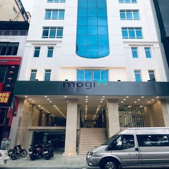 Cho thuê MB khách sạn 3 sao  Bến Thành,Q1: 12x24m, 240m2 giá 8.000USD