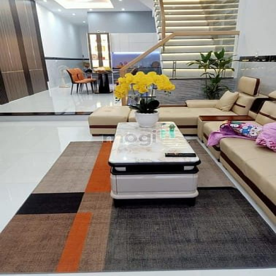 Cần tiền trả nợ bán gấp nhà Đ. Nguyễn Chí Thanh, 63m2, gần BV Chợ Rẫy,