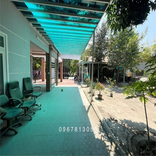 Nhà 2 MT đường thông Thạnh Lộc 41, DT:22x22m, hướng đông nam, Q12