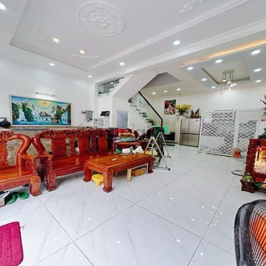 Bán nhà 4 tầng 6x11m trung tâm Q4 hẻm 1 sẹt không quy hoạch chỉ 7.2 tỷ