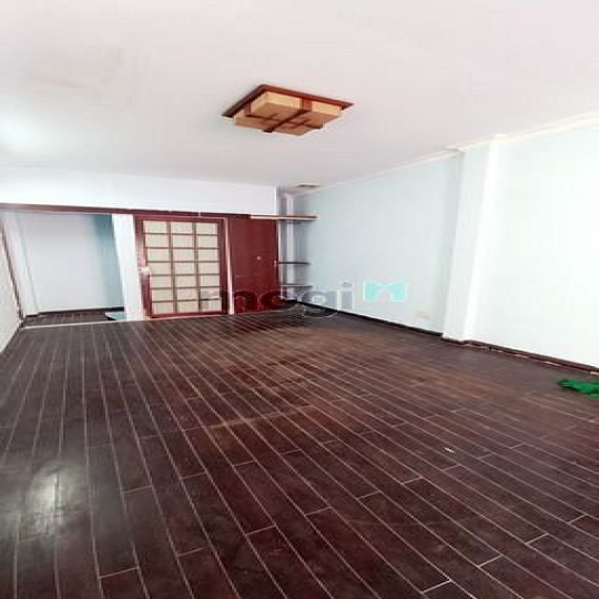 [HIẾM] Nhà 2 căn liền Quận 7, ngang 11m, gần chợ Tân Quy, chỉ 5 tỷ TL