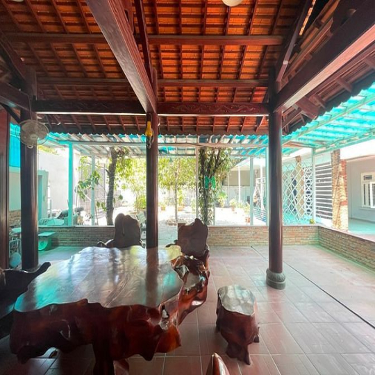 Nhà 2 MT đường thông Thạnh Lộc 41, DT:22x22m, hướng đông nam, Q12