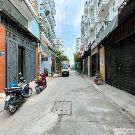 Nhà đường thông TX 22, DT:4X14M, Lửng, 3Lầu, 4PN, P/thờ, Sân thượng