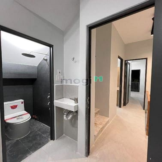 Sát mặt tiền Phú Nhuận- HXH ngủ- 4*10 nở hậu, mới- 4 tầng- 26tr/tháng