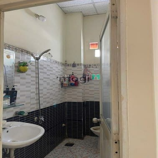 Bình Tân, Bán căn nhà Chợ Hồ Văn Long, Dt 4*12.5m Chỉ 3.5 tỷ