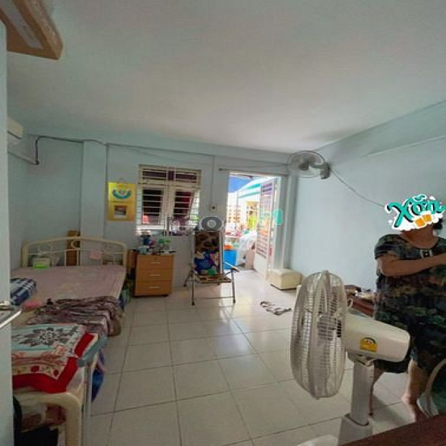 Cho thuê nhà ngay chợ. Kinh doanh buôn bán. Giá chỉ 12 triệu.