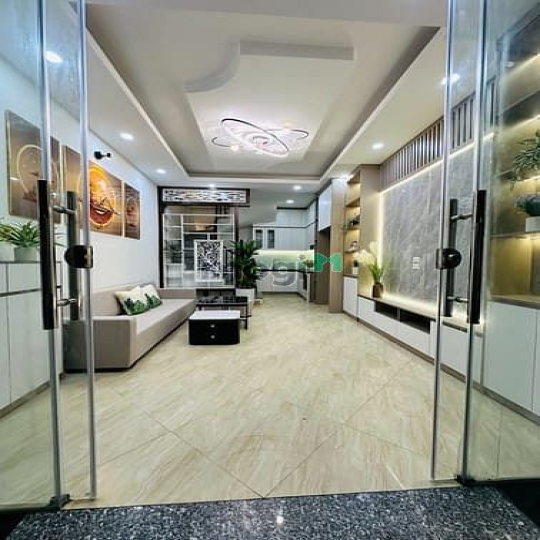 Cần bán Gấp - Nhà Đẹp Gốc Đề 32m² x 5 Tầng 5,86 tỷ