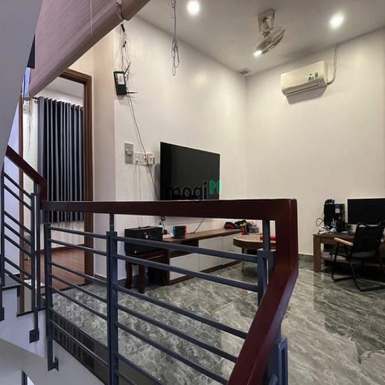 Bán Nhà Mới Hẻm Xe Hơi Lê Văn Việt, 72m2 (6x12), 3 Tầng, TNP B, Q9