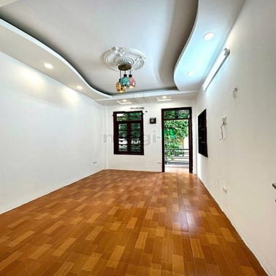 Duy nhất: Linh Quang-2 Ô tô đỗ cửa-Gần Hồ-Kinh doanh-Cho thuê