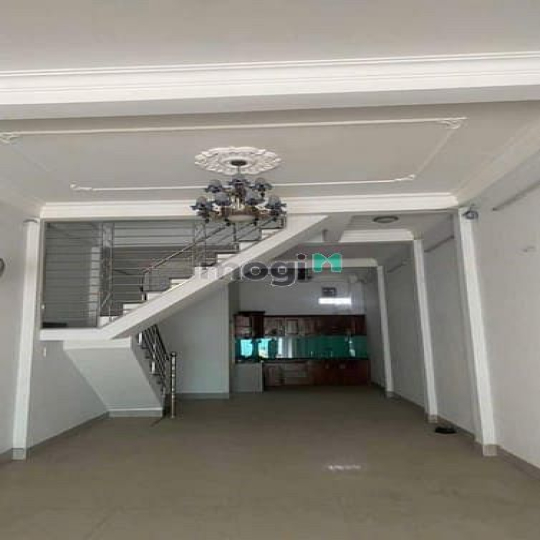 NHÀ 2 Tầng mặt tiền kinh doanh NGUYỄN DUY TRINH, PHÚ HỮU