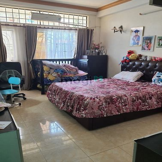 Bán nhà Lê Trọng Tấn Tân Phú 3tầng BTCT nhỉnh 4 tỷ.