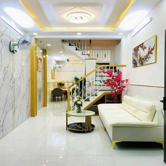 bán nhà 2ty670 còn TL ngay Vincom Plaza Phan Văn Trị, Quận Gò Vấp 1T2L