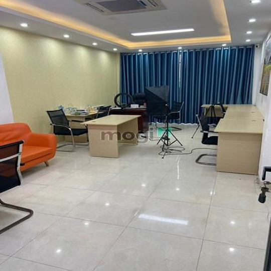 Cho thuê nhà mặt phố Nguyễn Văn Trỗi Hà Đông diện tích 75m2 x 4 tầng