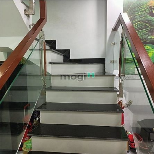 Nhỉnh 3 Tỷ- Nhà 36m2 Mới Ở Ngay- HXH Nguyễn Văn Khối P11 Gò Vấp