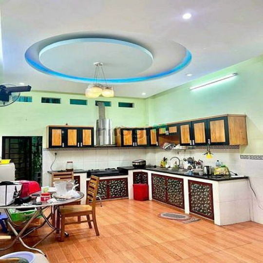 Cho thuê nhà hẻm xe tải - Tân Hòa Đông, Bình Tân - 11 triệu