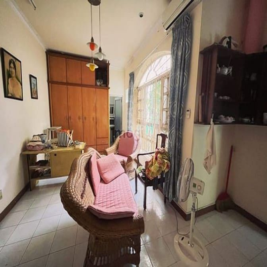 Mặt tiền nguyễn thiện thuật quận bình thạnh phường 24.