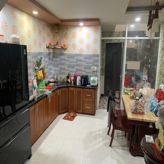 Gấp Bán nhà mặt tiền Dương Quảng Hàm, nhà đẹp, 3 tầng, 90m2, 6.45 tỷ