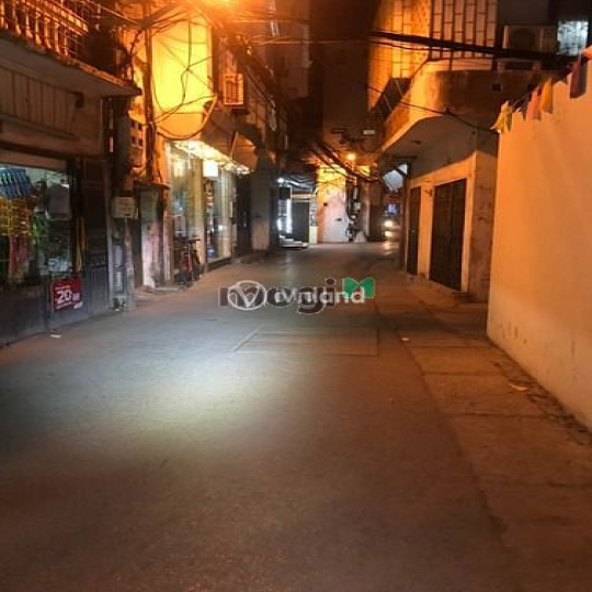 Bán nhà tập thể ngõ 55 Hoàng Hoa Thám 45m2 2PN1WC giá 1.8 tỷ mới đẹp