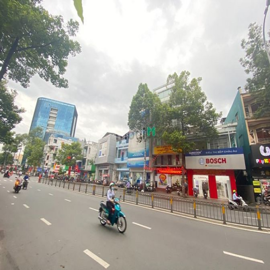 Bán nhà GÓC 2MT số 1168A đường 3/2, Phường 12, Quận 11, Hồ Chí Minh