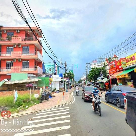 góc 2 mặt tiền Nguyễn Văn Tăng, Long Thạnh Mỹ , Q9 . giá 41 tỷ