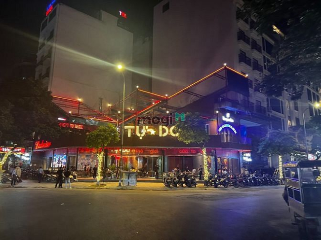 Mặt tiền 12m Khu Phố Cổ  600m2 - Căn sân vườn cực HOT - Đông đúc