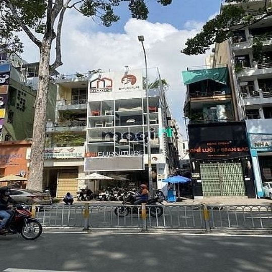 Góc 2MT Nguyễn Thị Minh Khai - Ngang 8m - 4 Tâng TM Giá chỉ 100tr