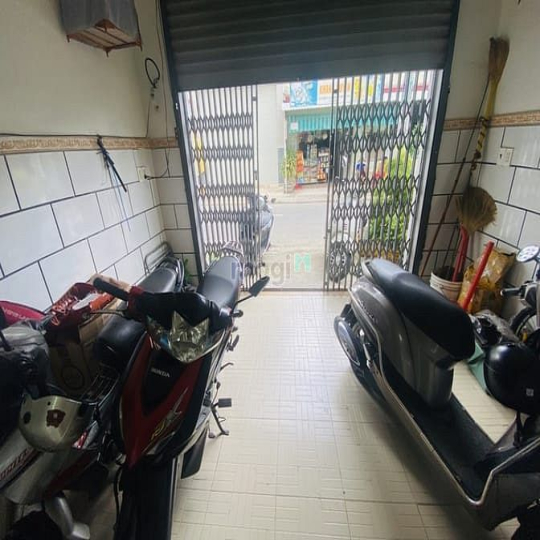 Nhà mặt tiền đường số 13 sát Aeon Mall, 53m2, 2 Tầng, Shr.