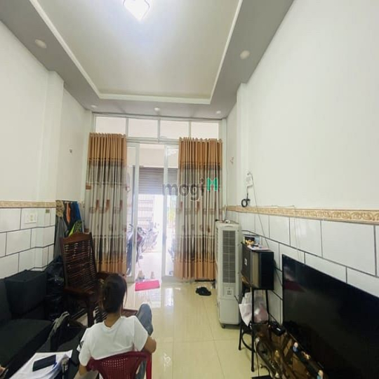 Nhà mặt tiền đường số 13 sát Aeon Mall, 53m2, 2 Tầng, Shr.