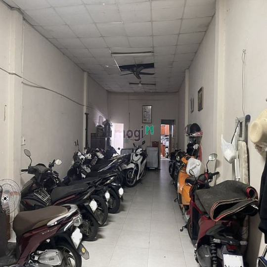 Bán nhà mặt tiền VIP Đỗ Xuân Hợp, Q9, 160m2, KD đa ngành nghề.