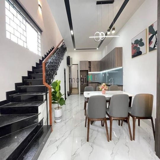 Làm Ăn Thua Lỗ Bán Nhà Trả Nợ Đ. Phạm Hữu Chí , 61m2 , Giá 930 Triệu