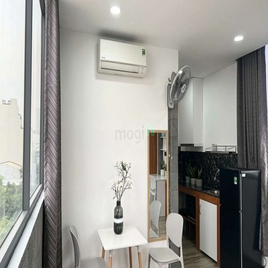 Trống Lại Căn Hộ Studio Cửa Sổ Thoáng_mất 3-5 phút tới ĐH GTVT-Hutech